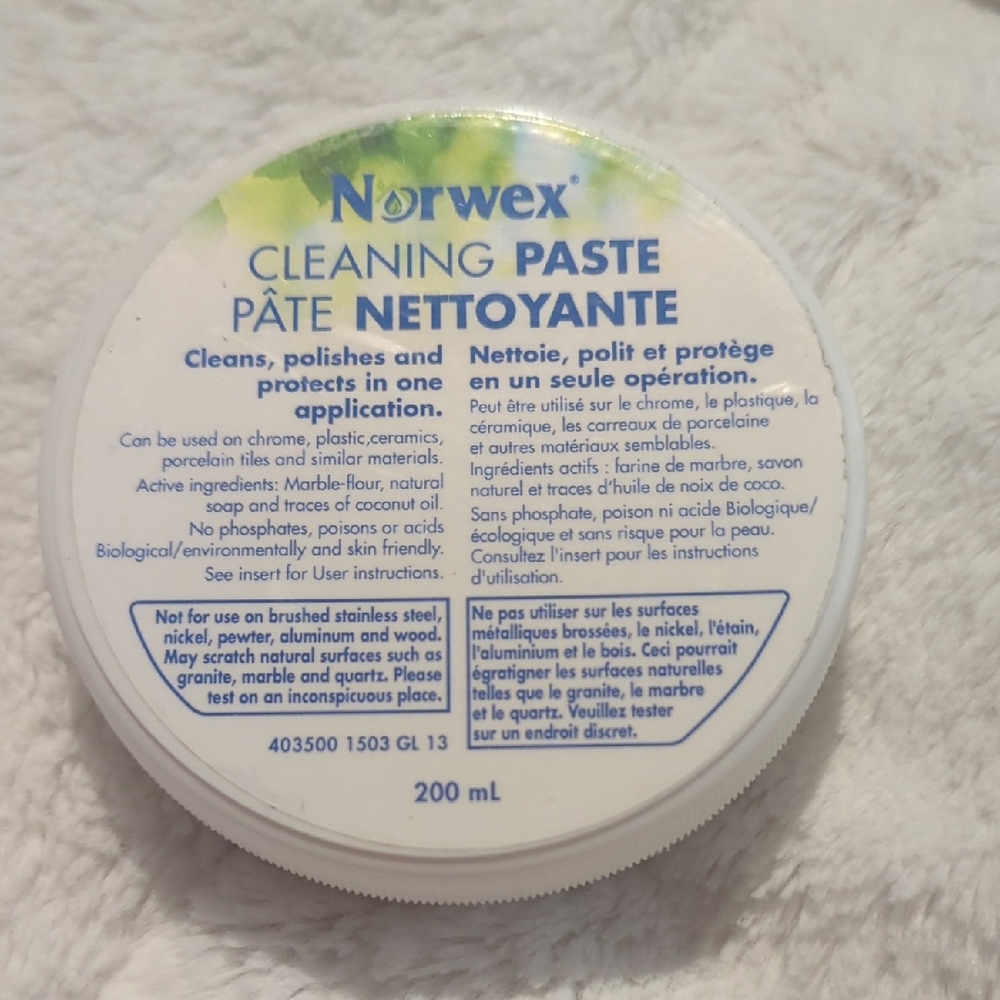 Norwex White Skincare Cleanser & Exfoliant